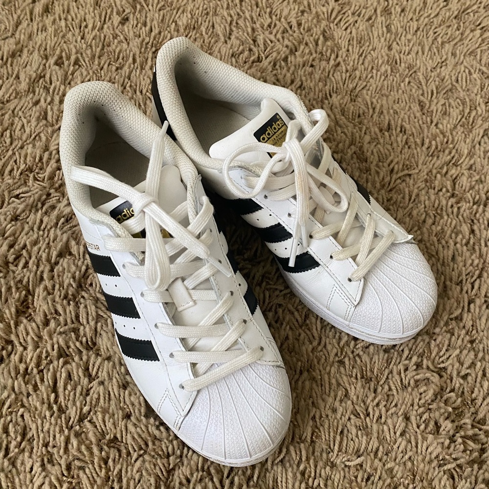 Adidas Superstar Sneakers